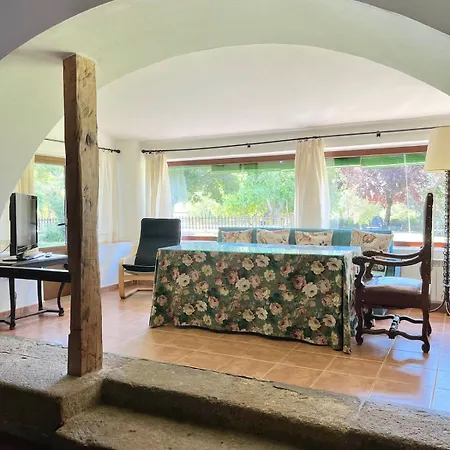 Casa Grande De La Caseria Hébergement de vacances