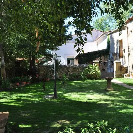 Casa Grande De La Caseria Navaconcejo