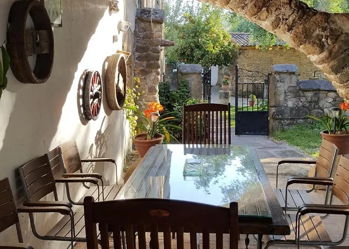 Semesterbostad Casa Grande De La Caseria