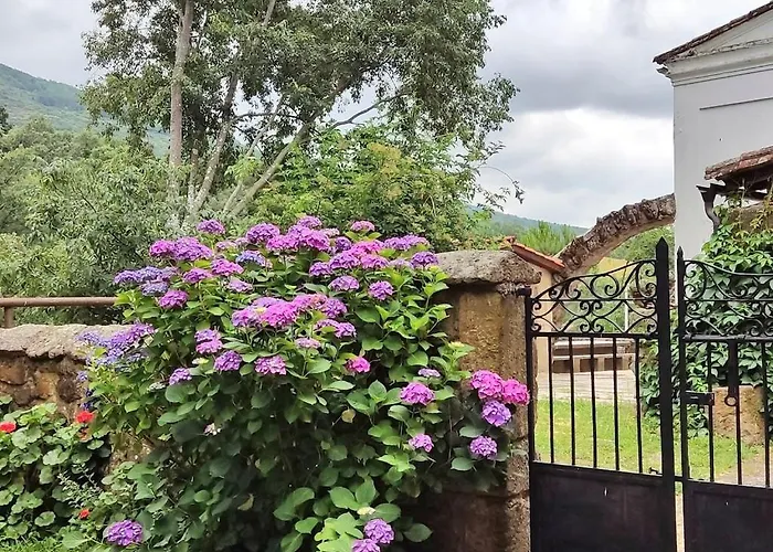 Semesterbostad Casa Grande De La Caseria