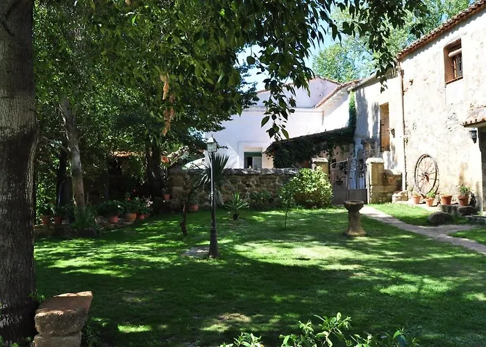 Casa Grande De La Caseria Navaconcejo